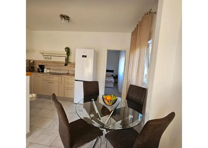 Huno Appartement Kampor